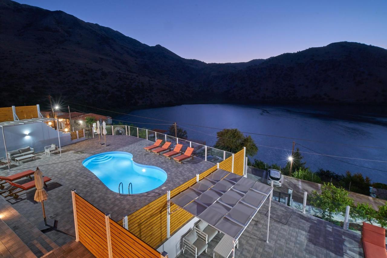 Lake View Suites Kavallos  ภายนอก รูปภาพ