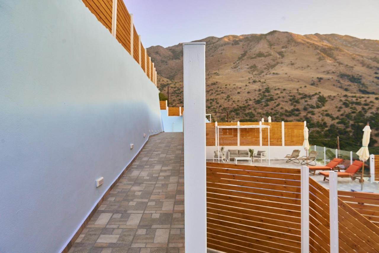 Lake View Suites Kavallos  ภายนอก รูปภาพ