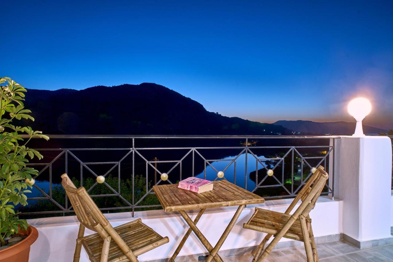 Lake View Suites Kavallos  ภายนอก รูปภาพ