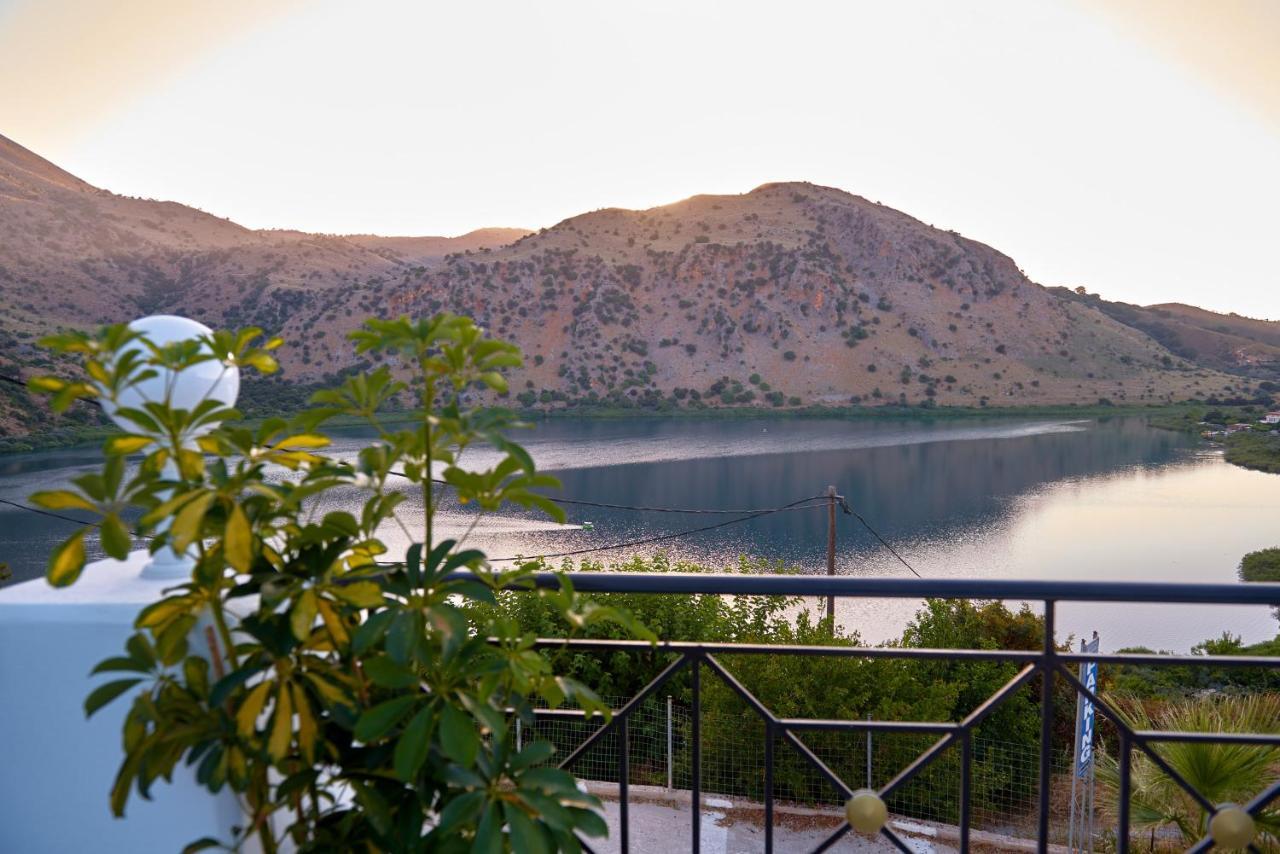 Lake View Suites Kavallos  ภายนอก รูปภาพ