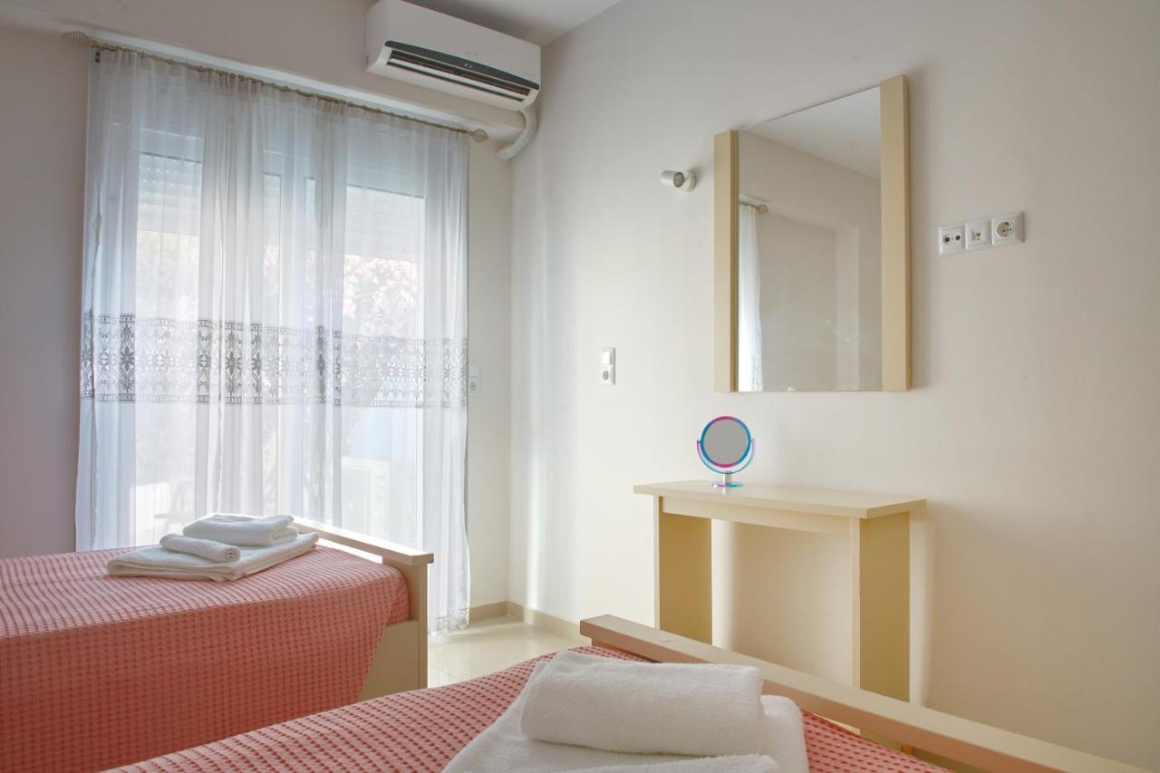 Lake View Suites Kavallos  ภายนอก รูปภาพ