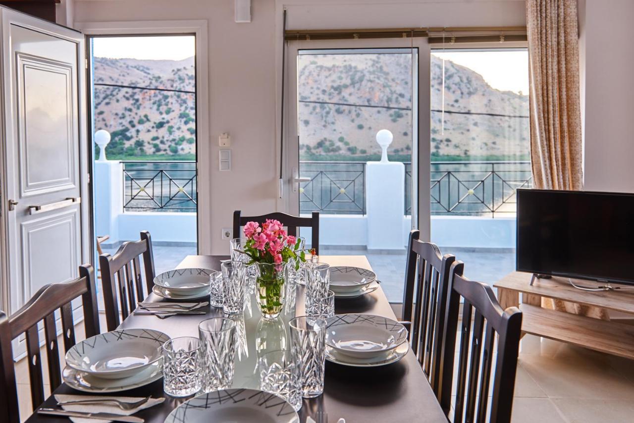 Lake View Suites Kavallos  ภายนอก รูปภาพ