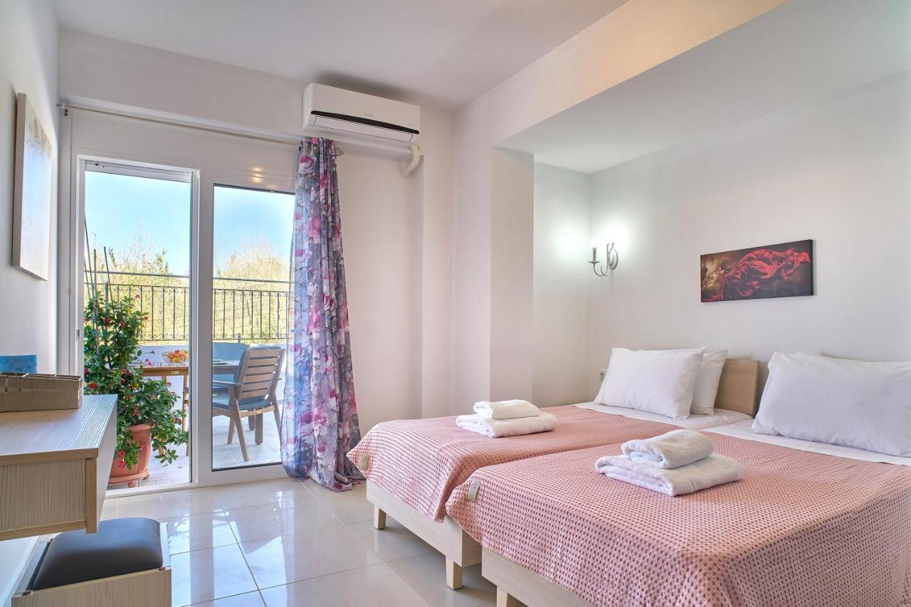 Lake View Suites Kavallos  ภายนอก รูปภาพ