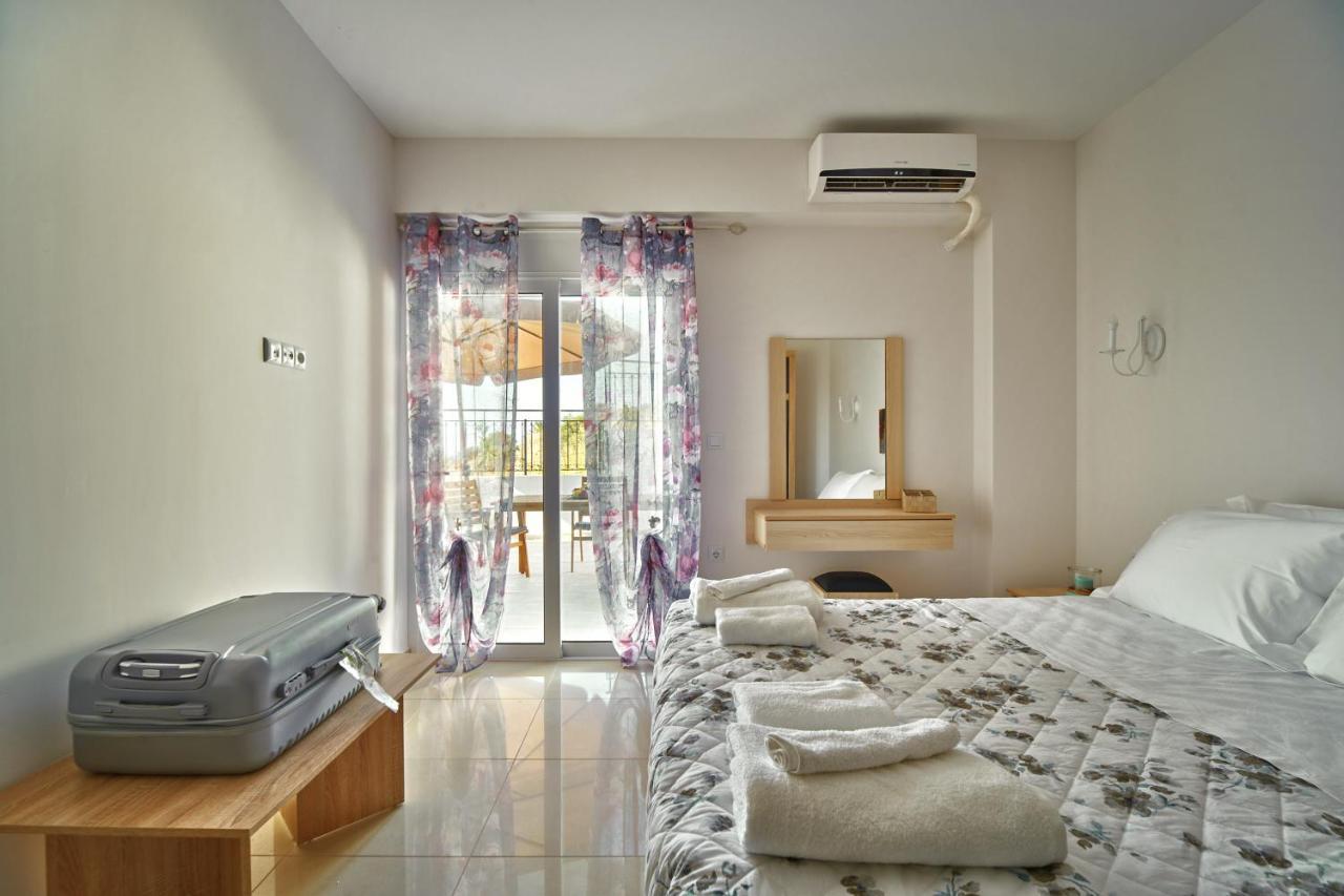 Lake View Suites Kavallos  ภายนอก รูปภาพ
