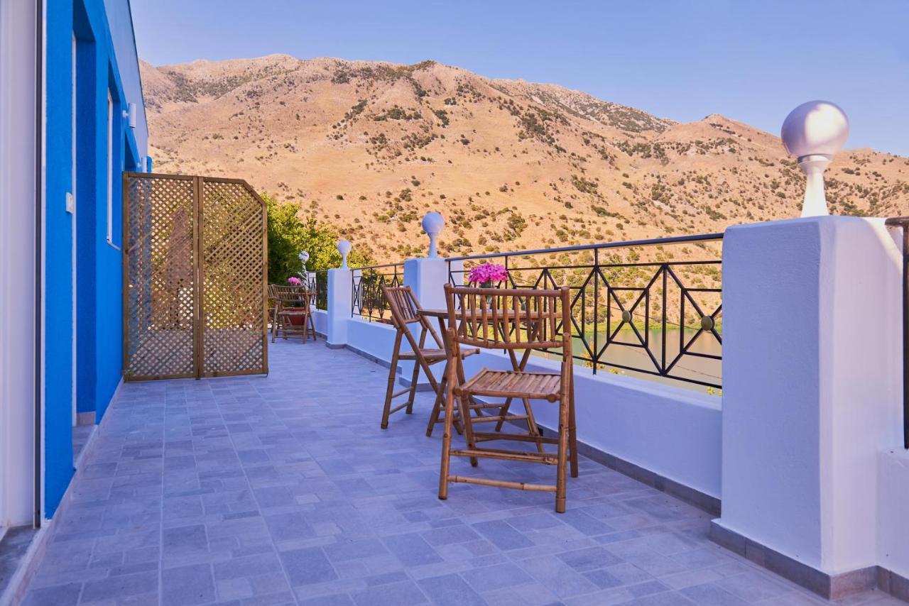 Lake View Suites Kavallos  ภายนอก รูปภาพ
