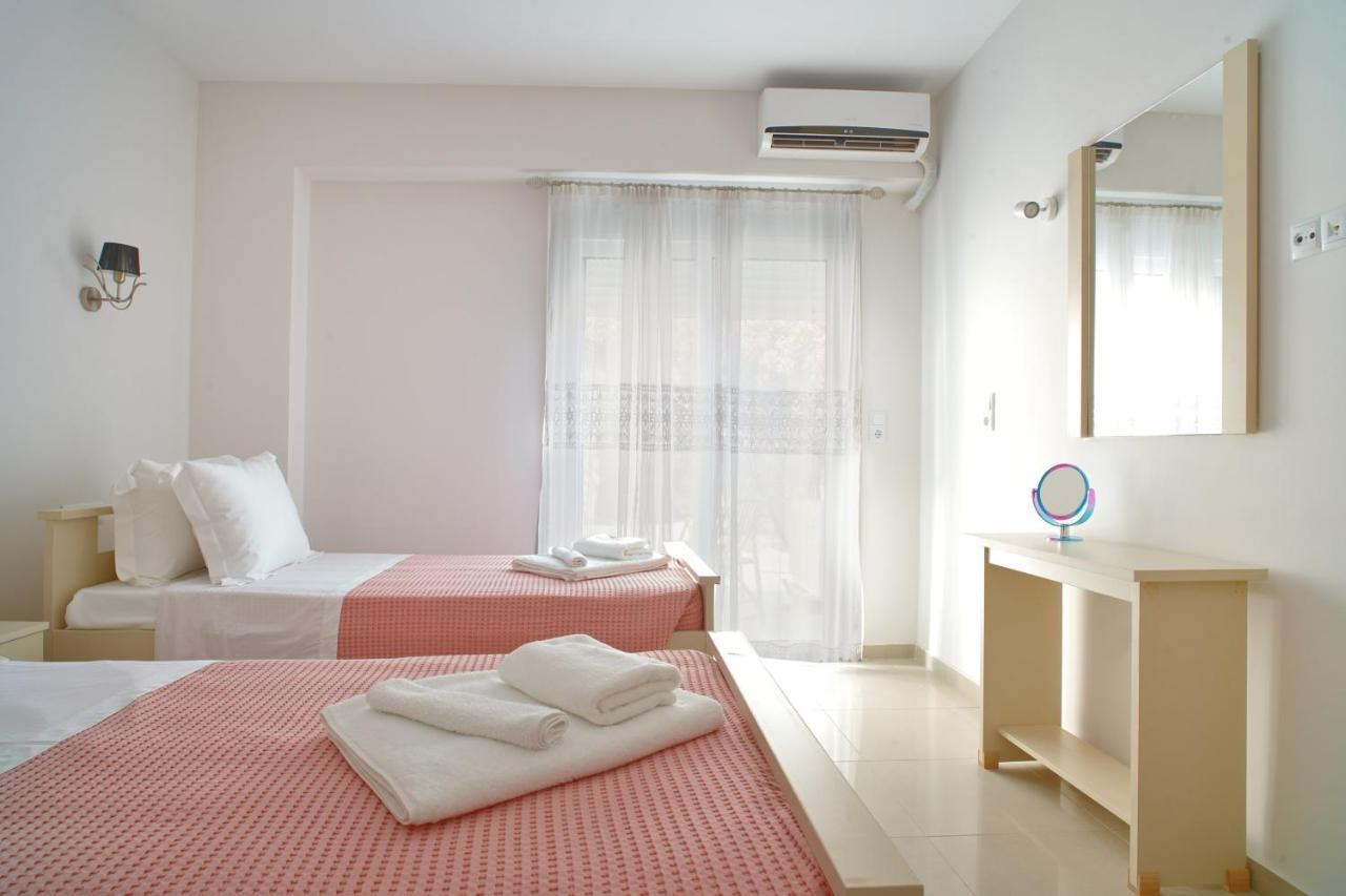 Lake View Suites Kavallos  ภายนอก รูปภาพ