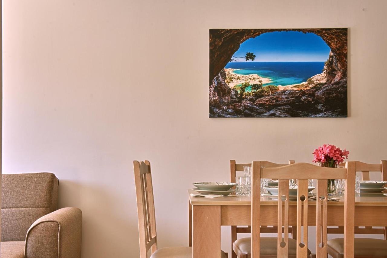 Lake View Suites Kavallos  ภายนอก รูปภาพ